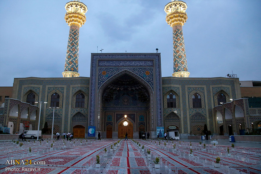 Photos: Distribution of Iftar meals at Imam Reza holy shrine