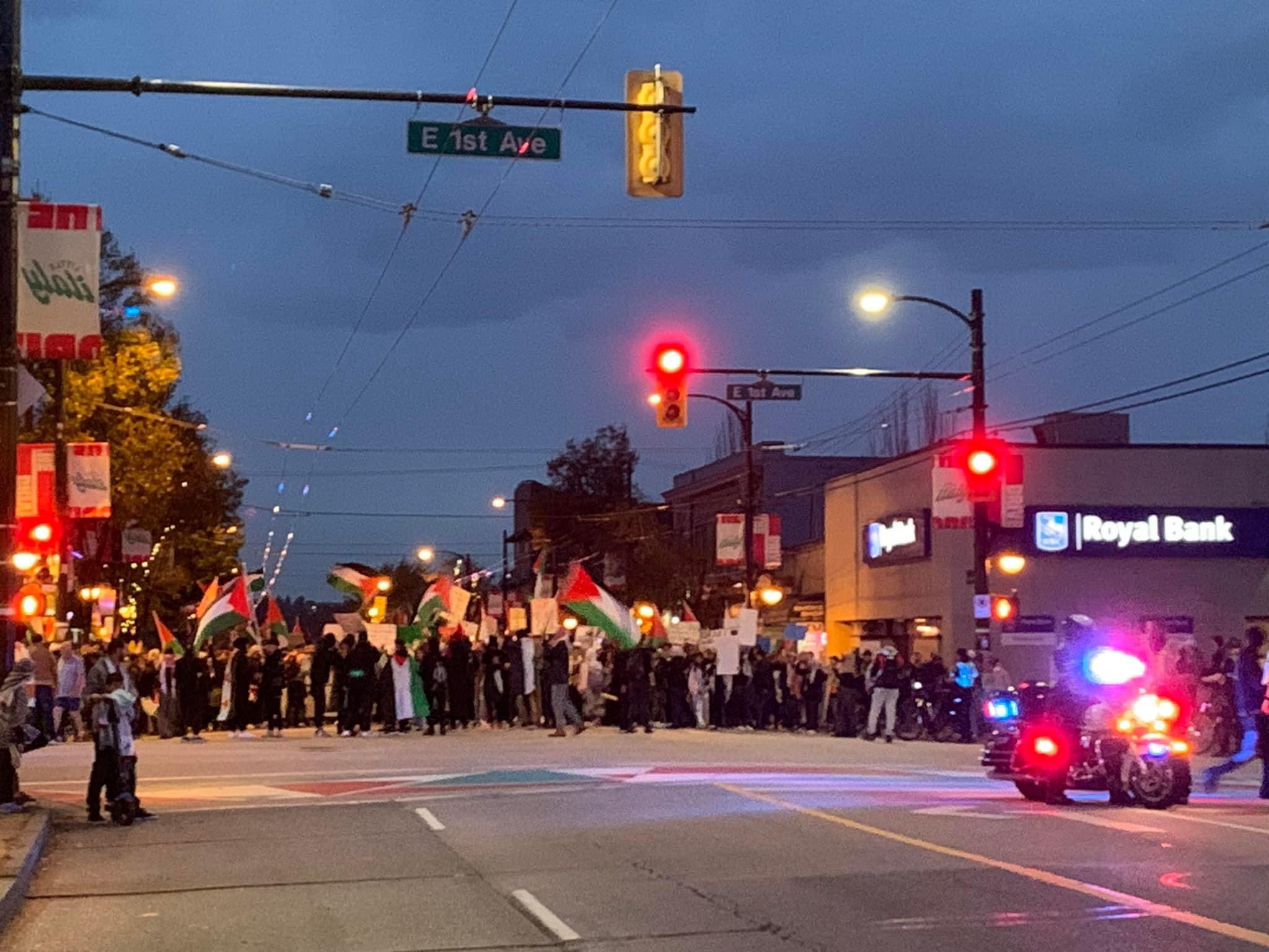 Photos: Hundreds Rally In Vancouver, Canada In Support Of Palestinian ...